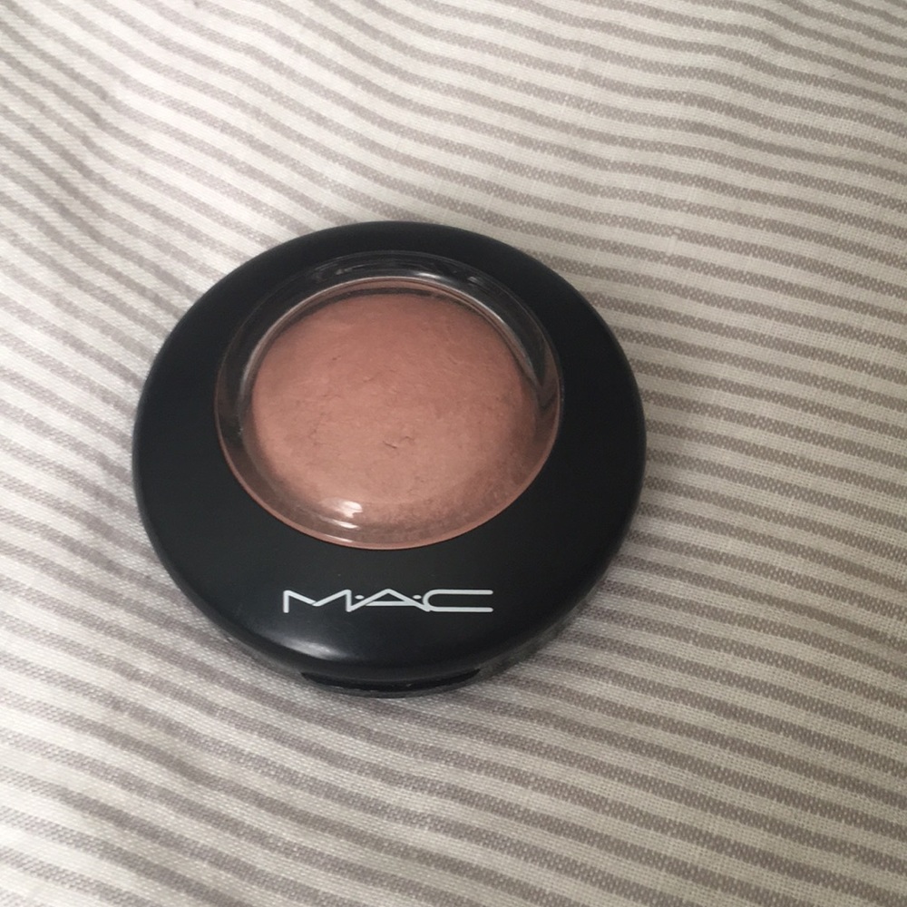 MAC Mineralize Blush in ‘Warm Soul’
